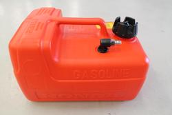 Polttoainetankki 12 litraa.