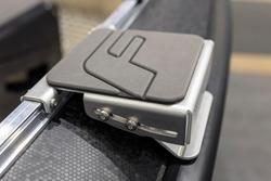 ASKELMA/SIVUANTURITELINE