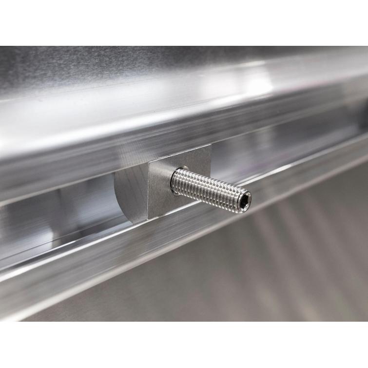 KIINNITYSPULTTI C-KISKOON M8X60