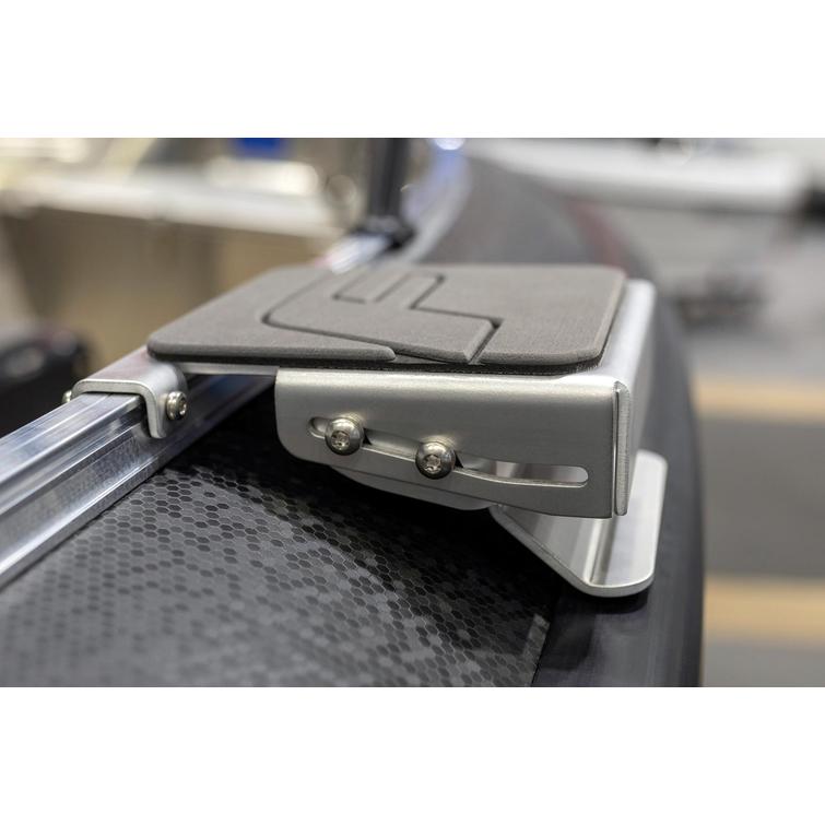 ASKELMA/SIVUANTURITELINE